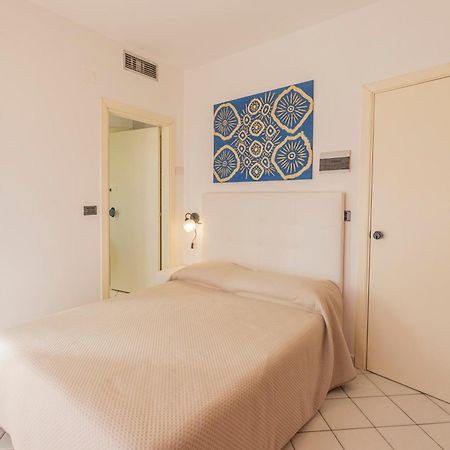 Hotel Paistos Paestum Extérieur photo