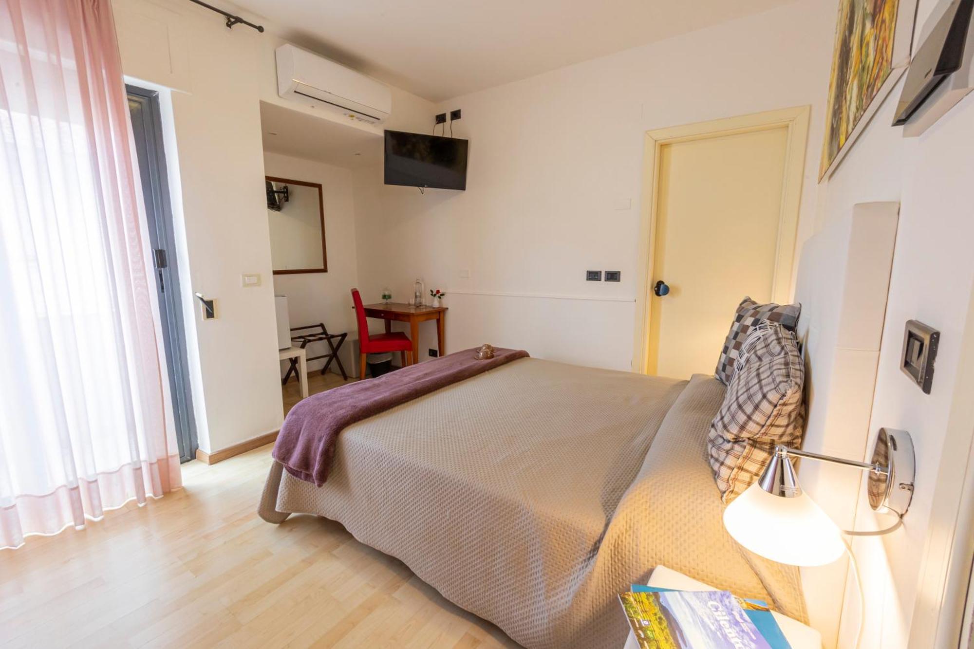 Hotel Paistos Paestum Extérieur photo