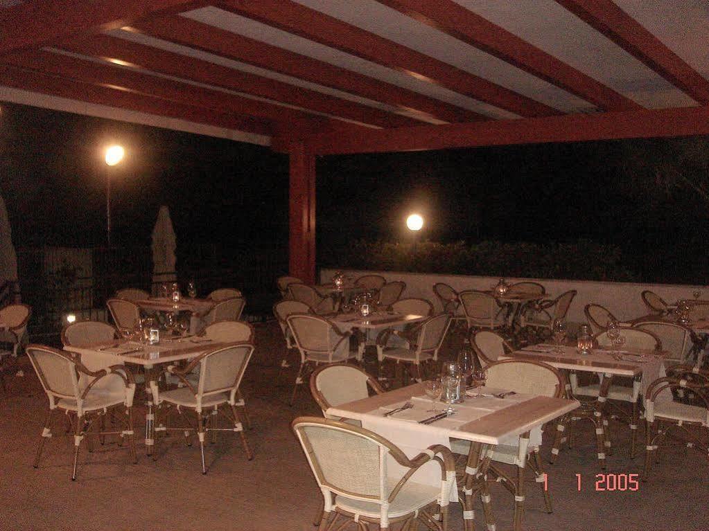 Hotel Paistos Paestum Extérieur photo